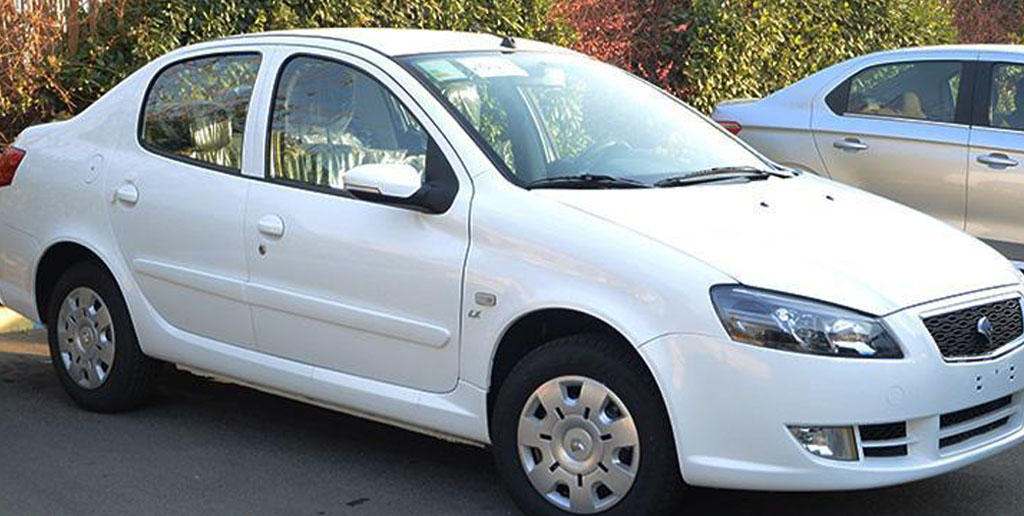 ادامه روند کاهشی قیمت خودرو‌های داخلی