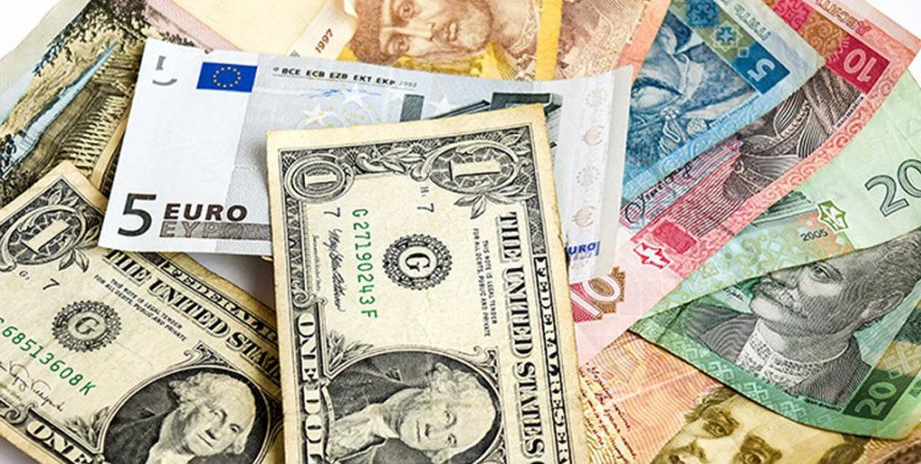 نرخ رسمی یورو و 21 ارز دیگر کاهش یافت