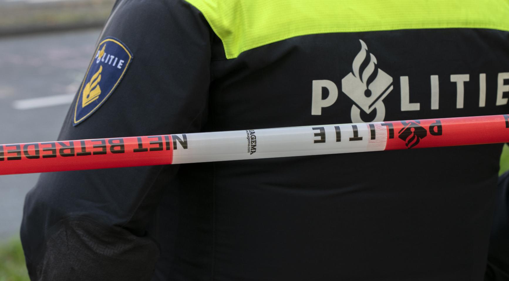 یافتن جسد یک پلیس زن و مردی در خانه‌ای در وینترسویک؛ احتمال قتل و خودکشی
