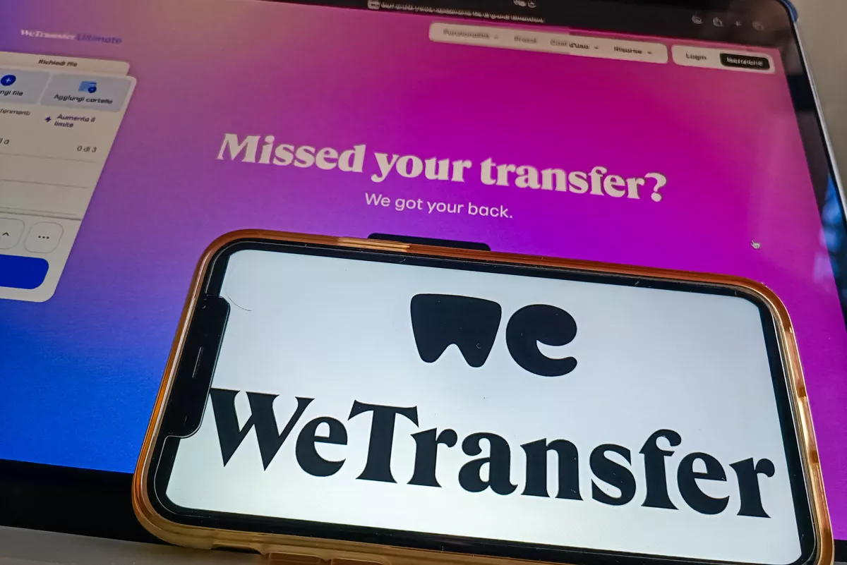 ابهام در سیاست‌های جدید WeTransfer درباره مالکیت فایل‌ها